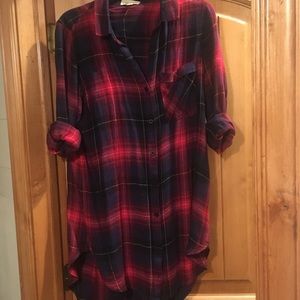 Long flannel dress/shirt. Dress up it up or down!